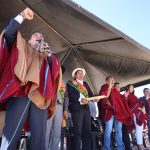 Presidente Paz prioriza educación, salud y empleo en V Aniversario de la Fejuve El Alto Sur