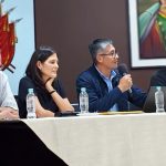 Ministerio de Educación y Maestros Urbanos de Bolivia firman acta de acuerdos en Cochabamba