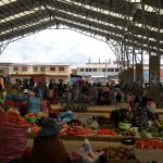 Gobernador orureño gestiona ante el Gobierno puentes aéreos para abastecimientos de productos de primera necesidad