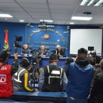 Defensa Civil y la CNS garantizan traslado de 34 toneladas de medicamentos e insumos vitales para pacientes de Potosí