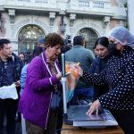 Alcalde César Dockweiler activa apoyo internacional para garantizar alimentos en La Paz