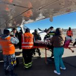 Puente aéreo permite evacuar de emergencia a un niño con leucemia desde Uyuni hasta La Paz