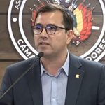 Senador alerta conflicto de interés en vocal de Sala Constitucional 3ra que resolverá amparo de Espinoza