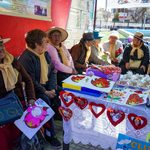 Día del Adulto Mayor: La Gobernación de Oruro abraza a los abuelitos con salud, deporte y amor