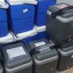 Programa Ampliado de Inmunización de El Alto entrega termos para conservación de vacunas antirrábicas