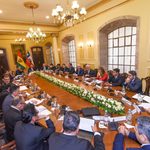 Presidentes Rodrigo Paz y José Antonio Kast se reúnen con sus equipos de trabajo para avanzar en acuerdos entre Bolivia y Chile